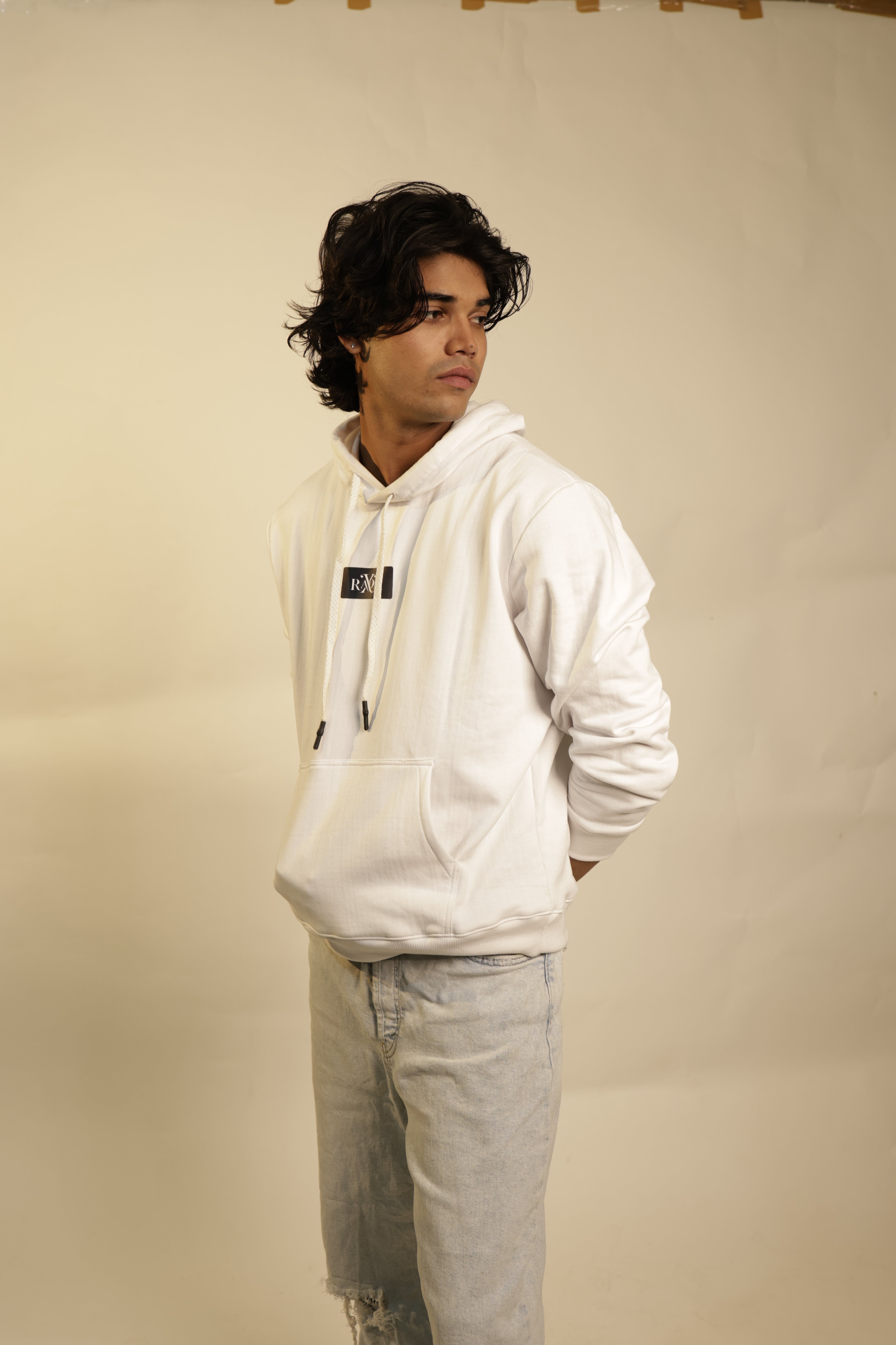 RAOX SNOW WHITE HOODIE..