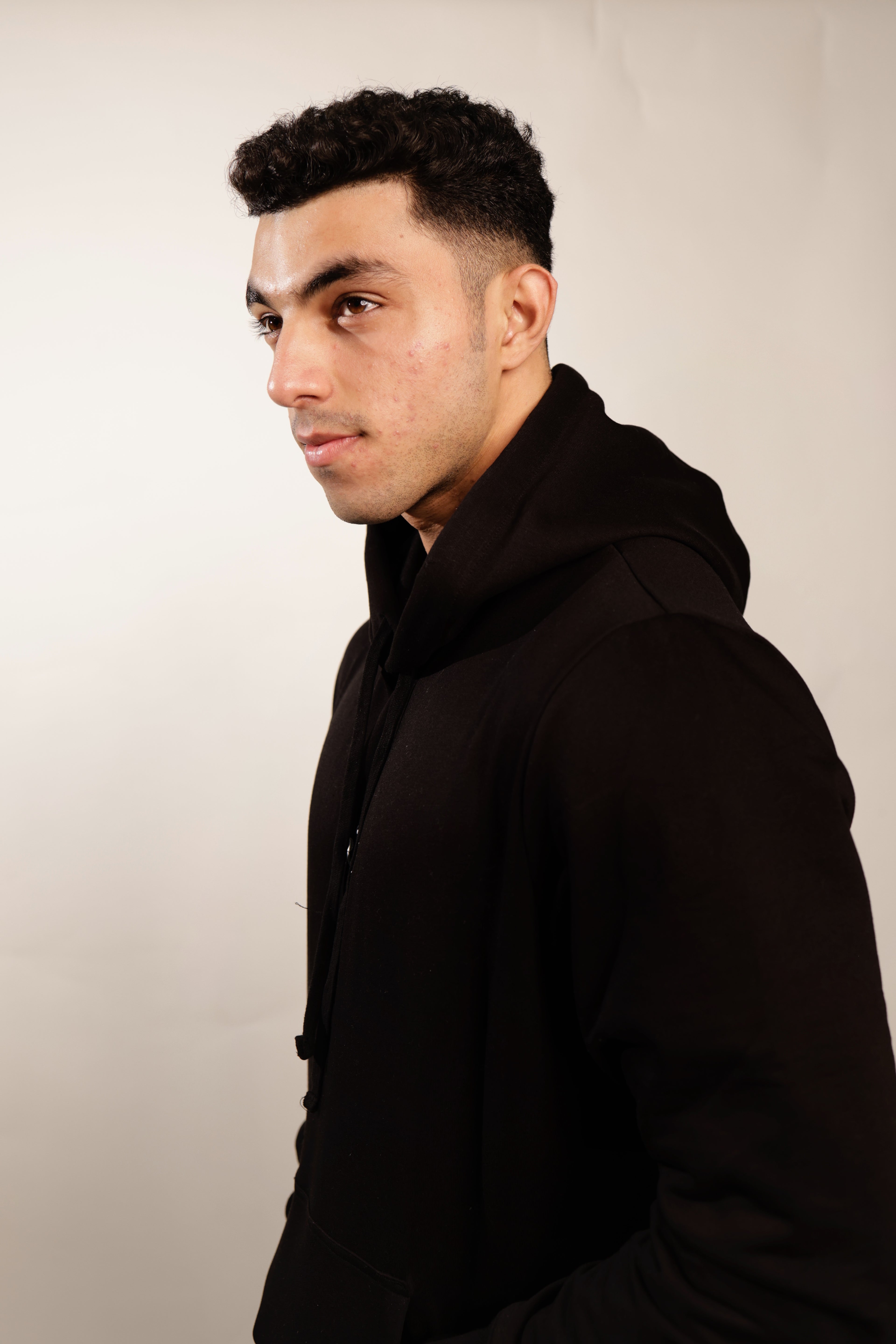 RAOX Noir Essential Hoodie.