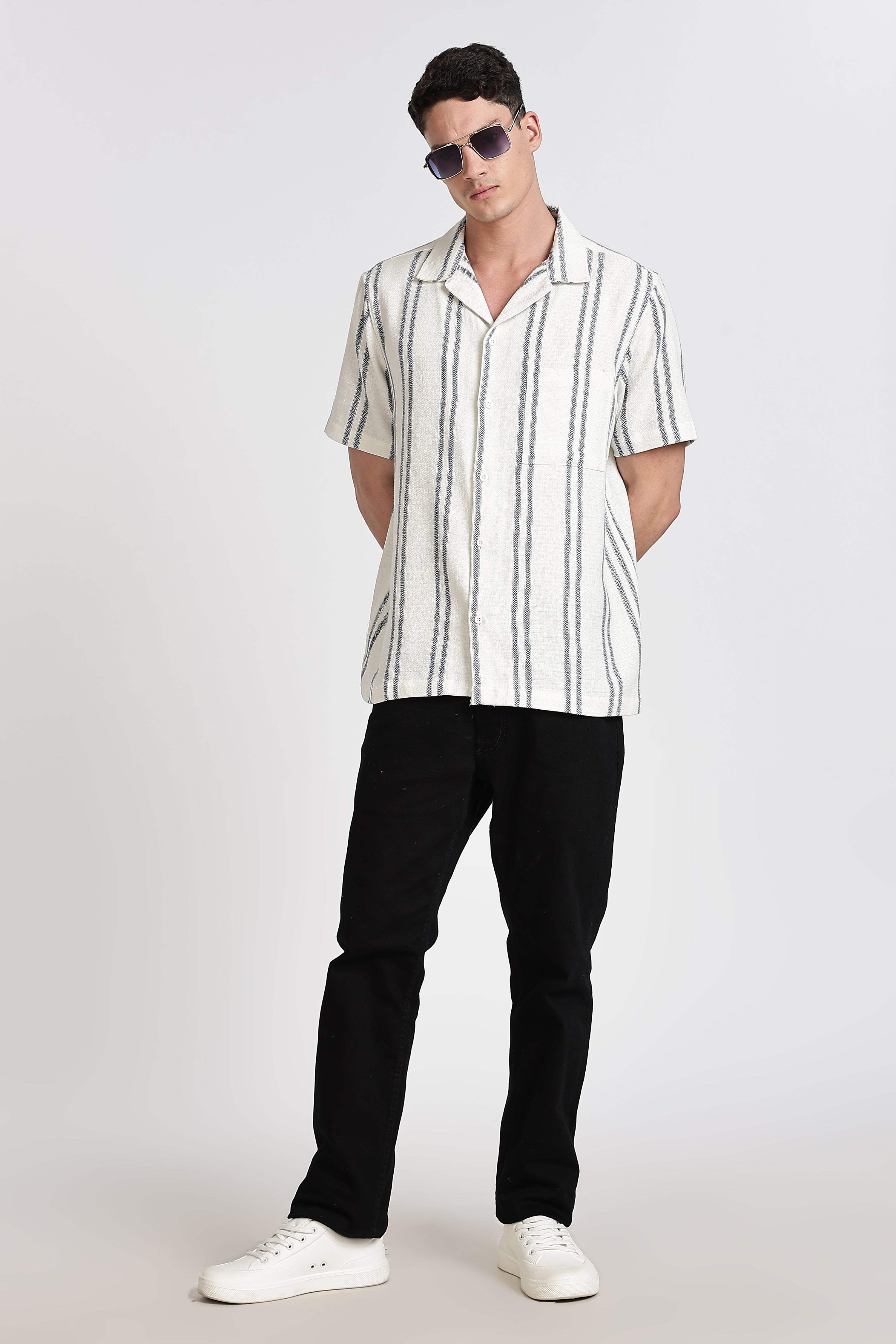 Men Relaxed Fit Self Design Casual Shirt