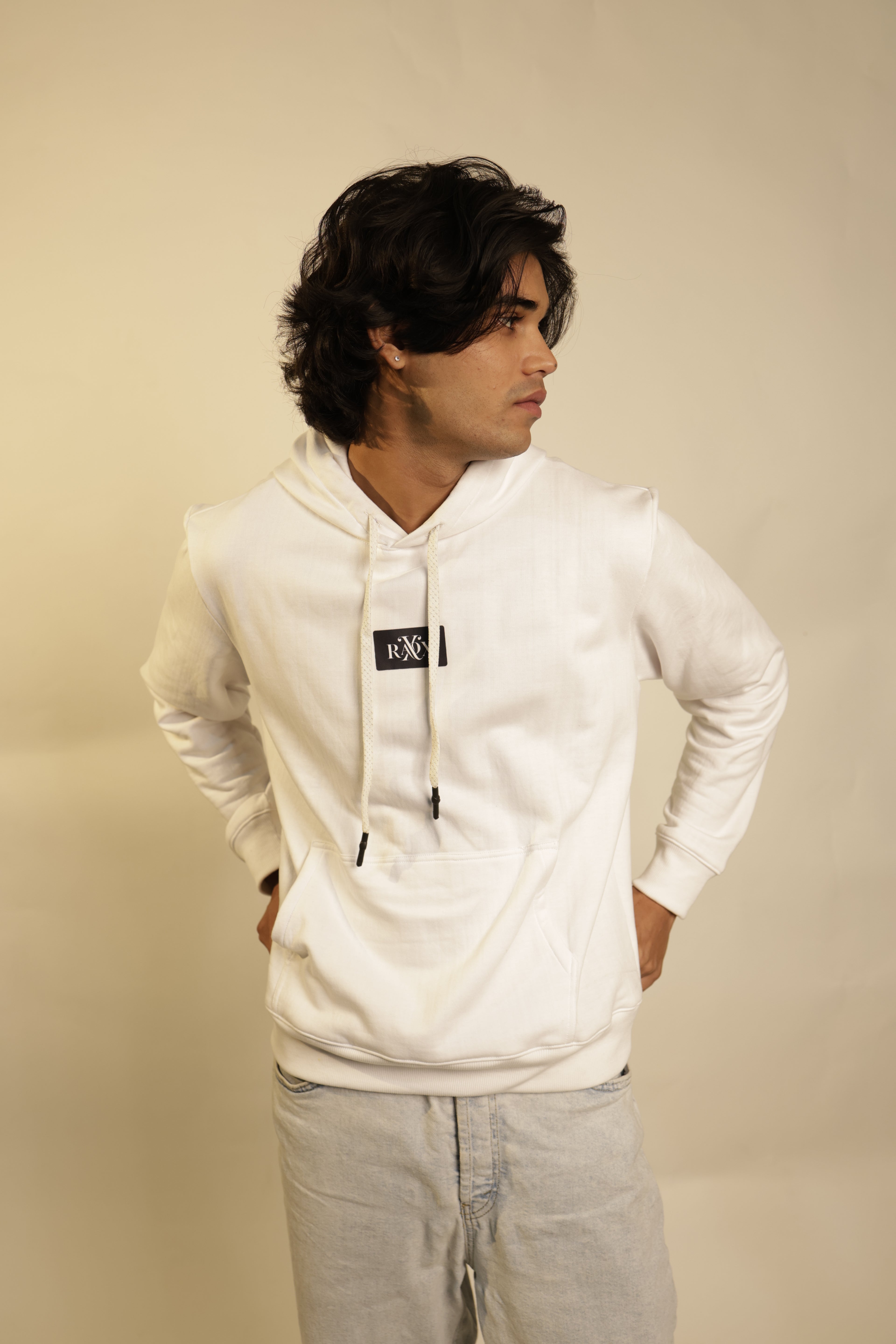 RAOX SNOW WHITE HOODIE..